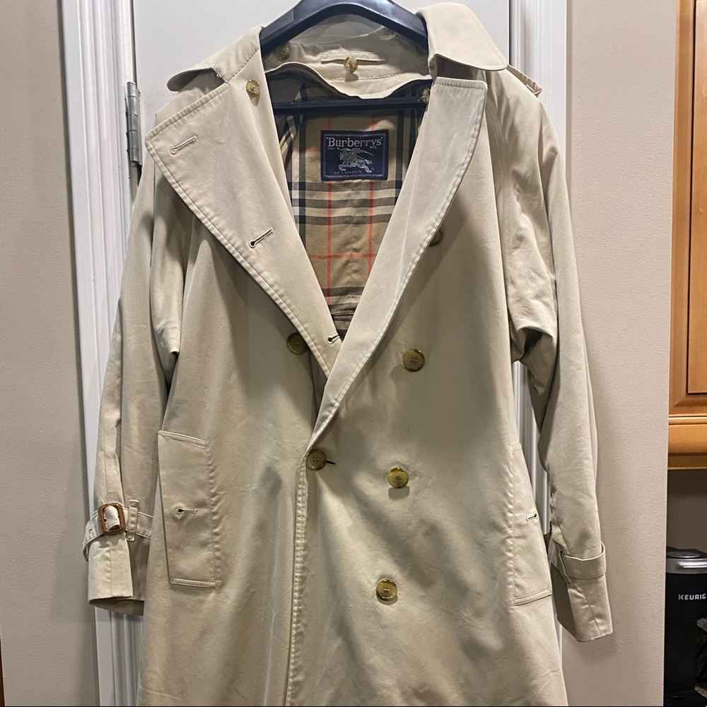 Vintage Burberry Trech Coat